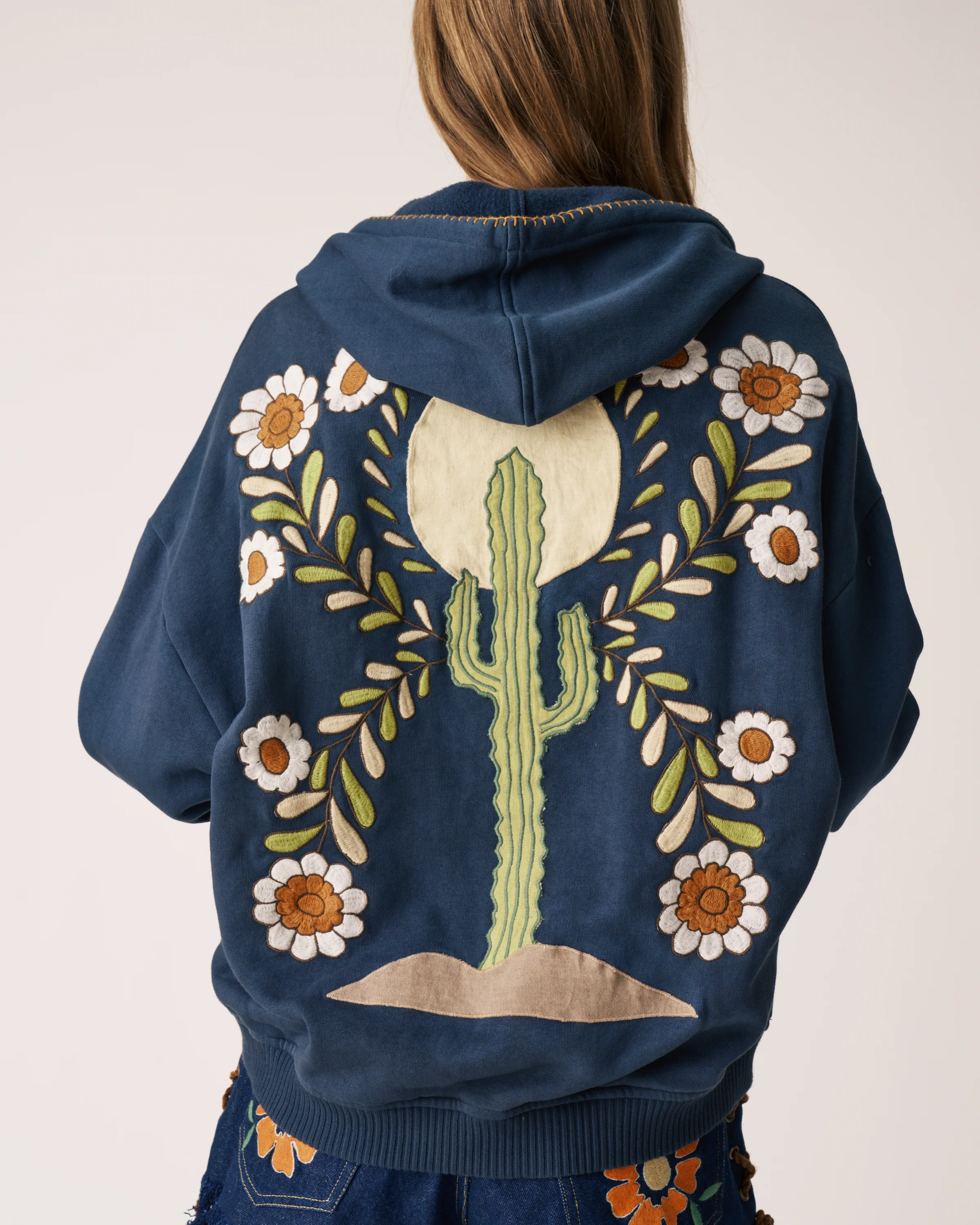 Ange Hoodie - Image 2
