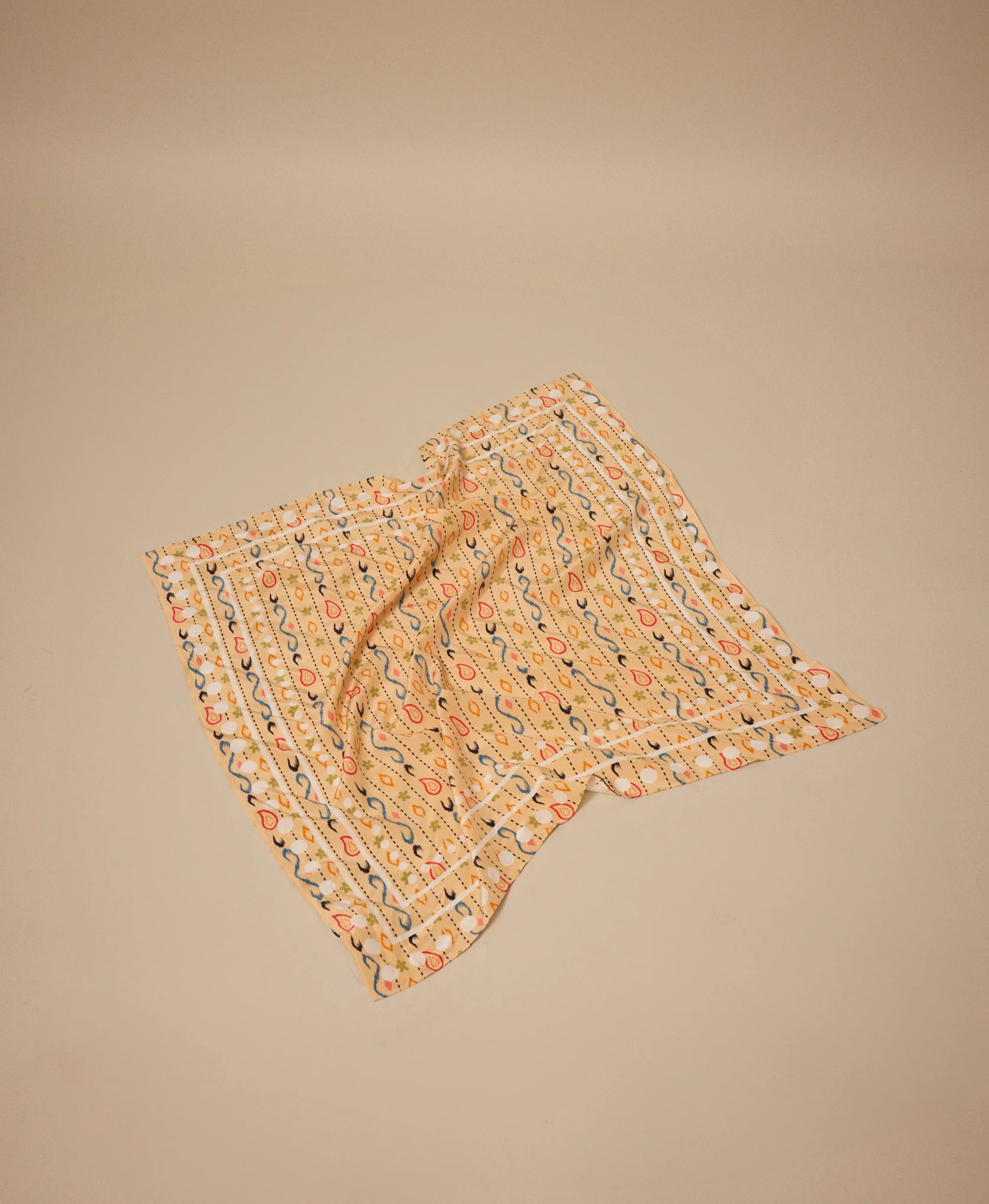 Arlia scarf - Image 2