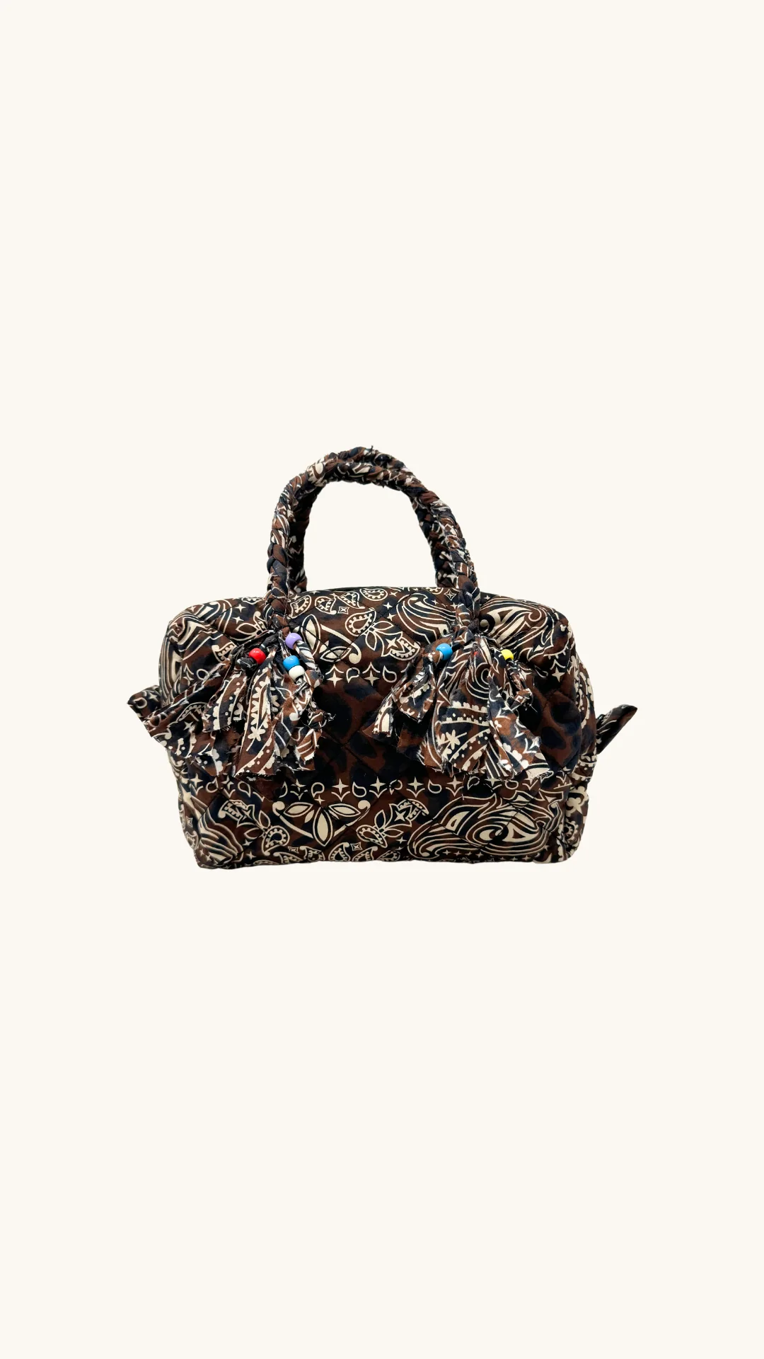 Bandana leopard quilted vanity