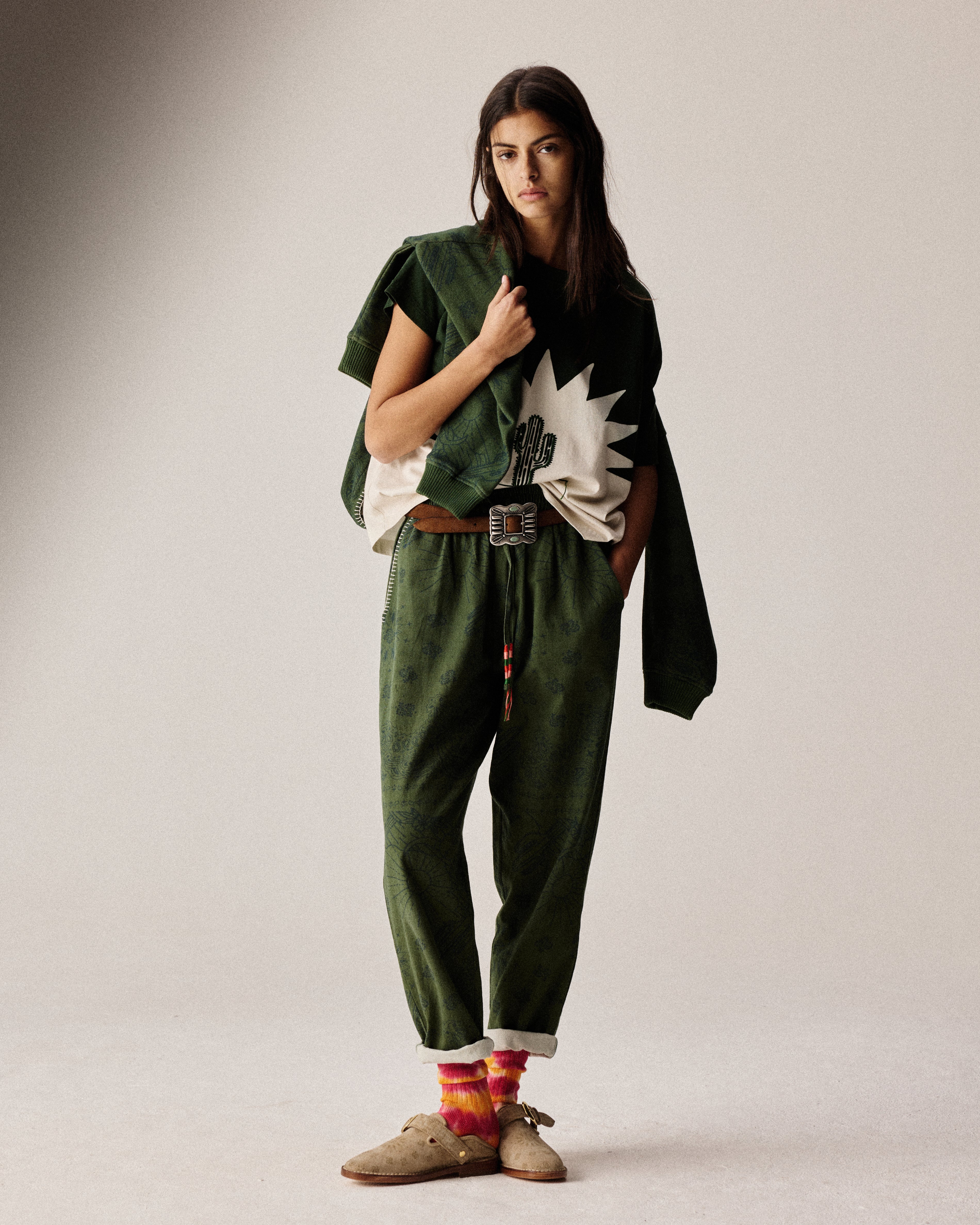 Chino pants green