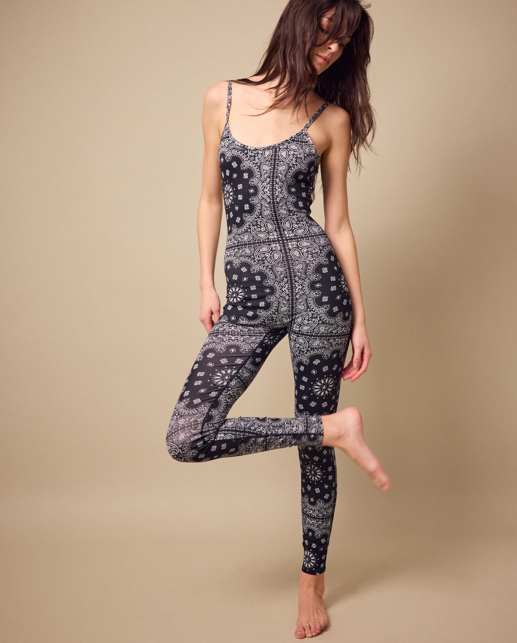 Yoga Jumpsuit Black - Image 3